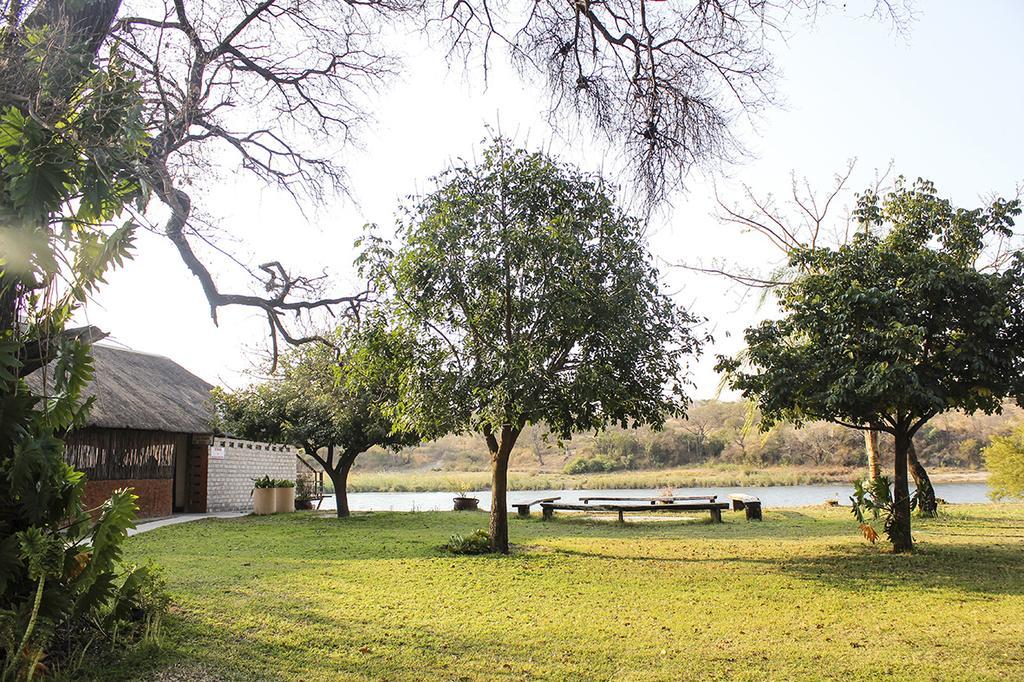 Camp Hogo Kavango Rundu Exterior photo